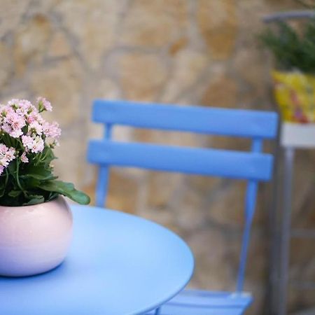 Apartament Blue Courtyard Not Valid Bari Zewnętrze zdjęcie