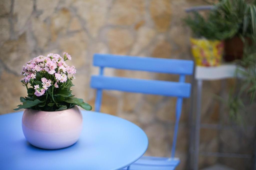 Apartament Blue Courtyard Not Valid Bari Zewnętrze zdjęcie